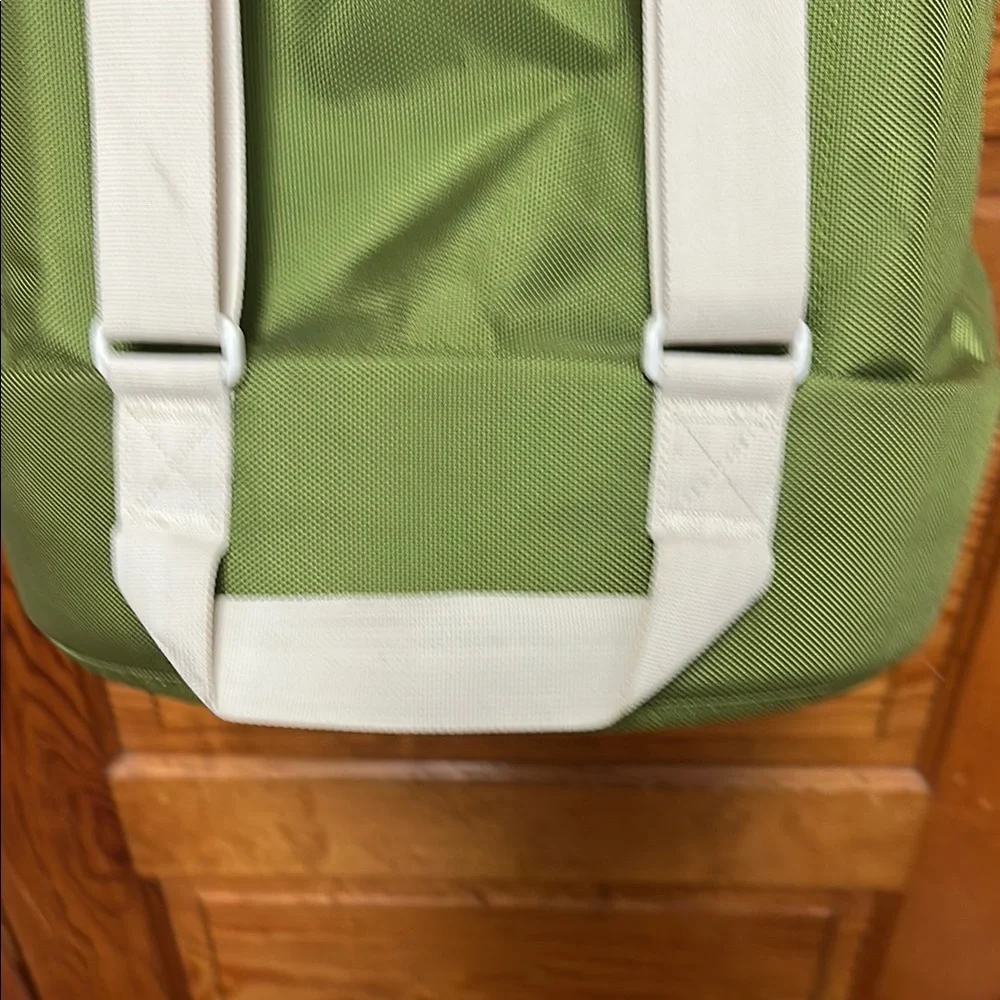 IKEA Green Garment Bag for Stylish Organization - Picture 3 of 7